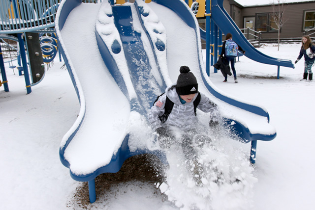 BDS Snowy Day Campus 2 12.12.22Scoop
