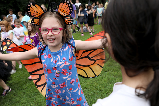 BDS Summer Camp Halloween 8 08.16.23Scoop Student illustration of a car